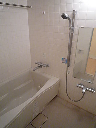 バス・シャワールーム　別部屋参考写真