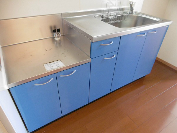 キッチン　同物件別部屋