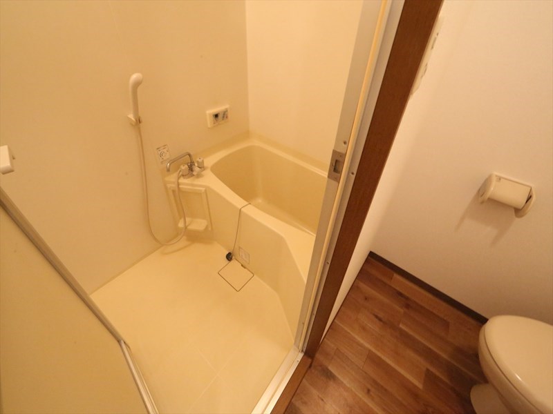 バス・シャワールーム　バスルーム（お風呂トイレ別）