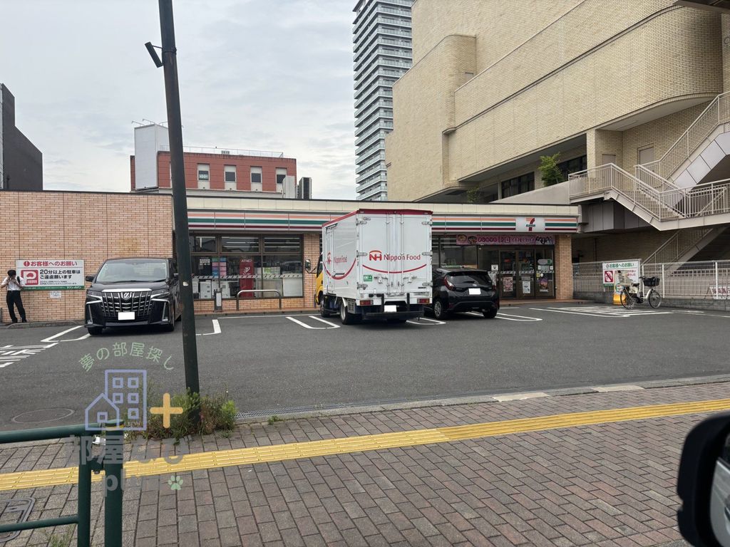 コンビニ　セブンイレブン東村山本町2丁目店（コンビニ）まで390m