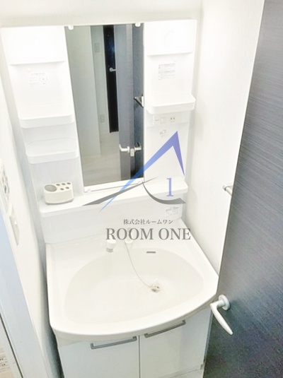 洗面設備　洗面台です。
