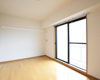 居室・リビング　別号室参考写真