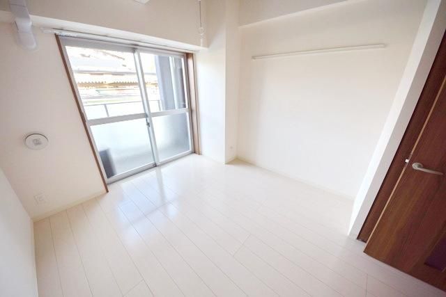 居室・リビング　★★ゆったりくつろげます★★