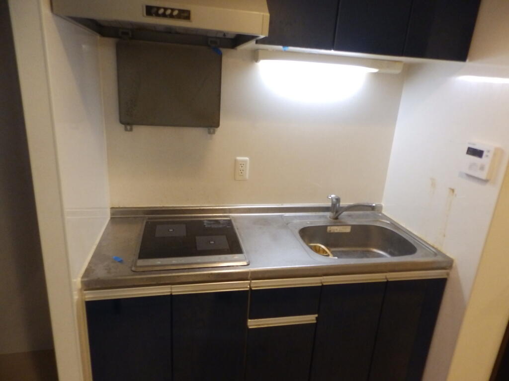 キッチン　IH2口コンロ