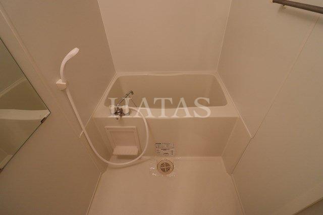 バス・シャワールーム　同物件別部屋です。