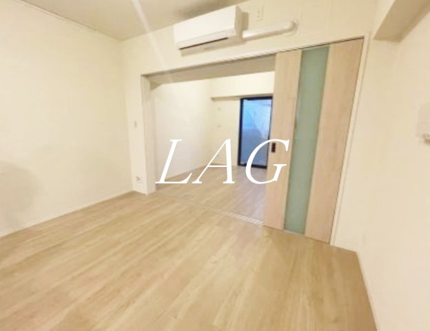 居室・リビング　洋室のお部屋です。