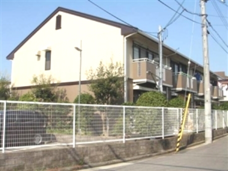 建物外観　カワイイハイツです。