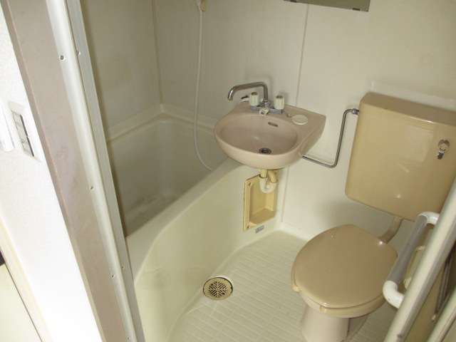 バス・シャワールーム