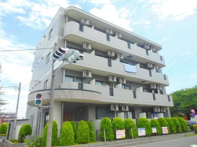 建物外観　～目の前に何もないのがとっても嬉しいですね～