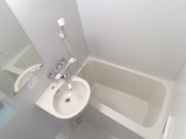 バス・シャワールーム　浴室