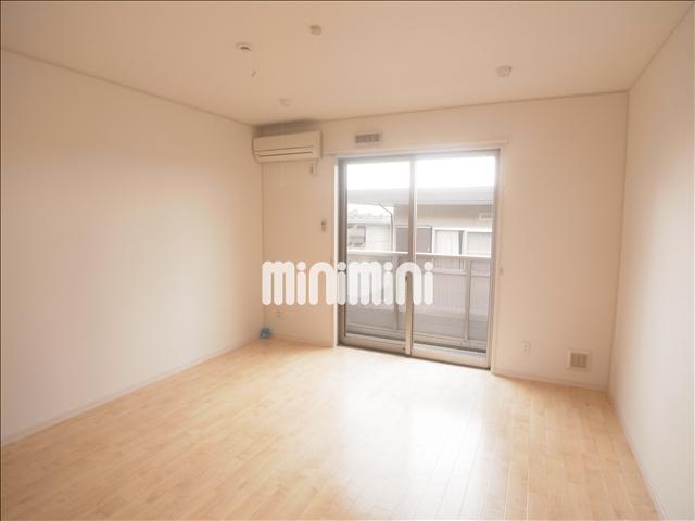 居室・リビング　８．６帖洋室で配置がしやすい間取りです。