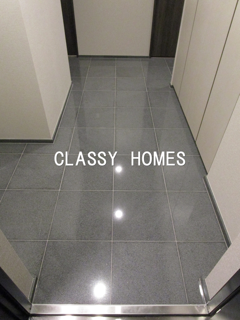 玄関　2025年竣工　ロイヤルパークス品川：玄関