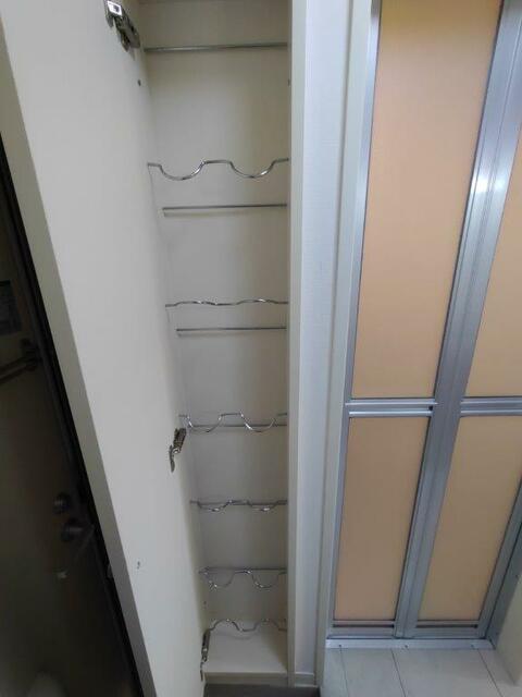 玄関　別のお部屋の参考写真です