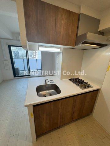 キッチン　コンパクトなキッチンで掃除もラクラク