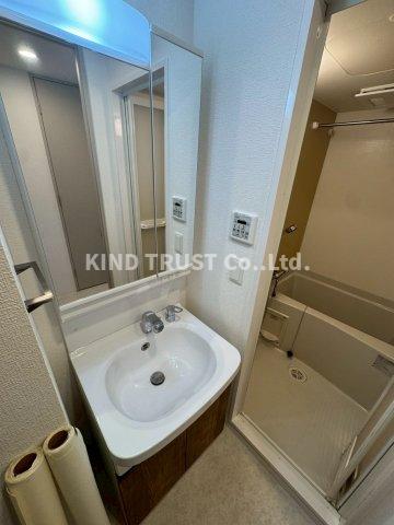 洗面設備　脱衣スペースもあります