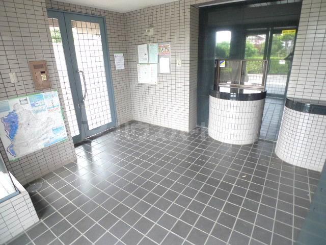 エントランス　バルコニー
