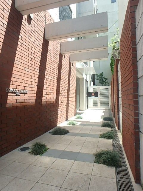 エントランス　★正面入り口★