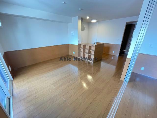 居室・リビング　同型