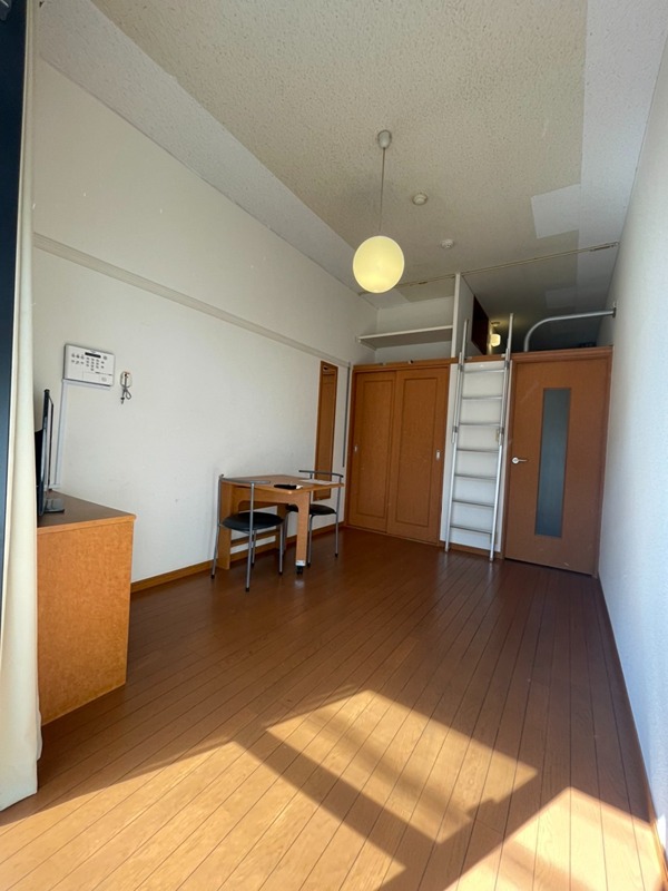 居室・リビング　リビング