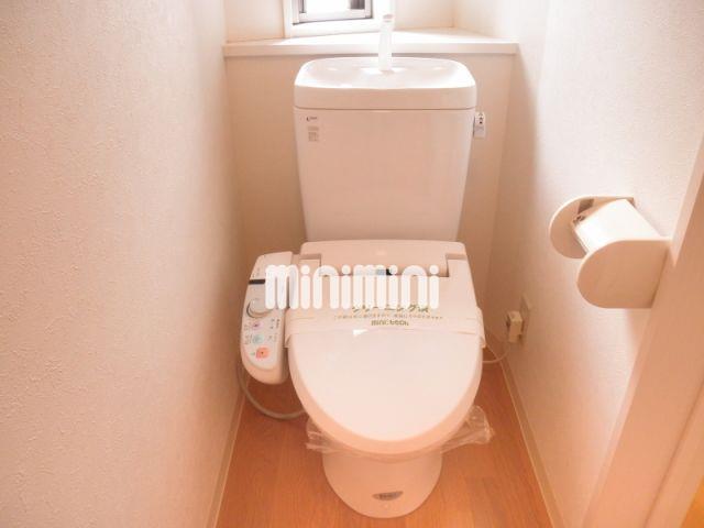 トイレ　ウォシュレット付きのきれいなトイレ