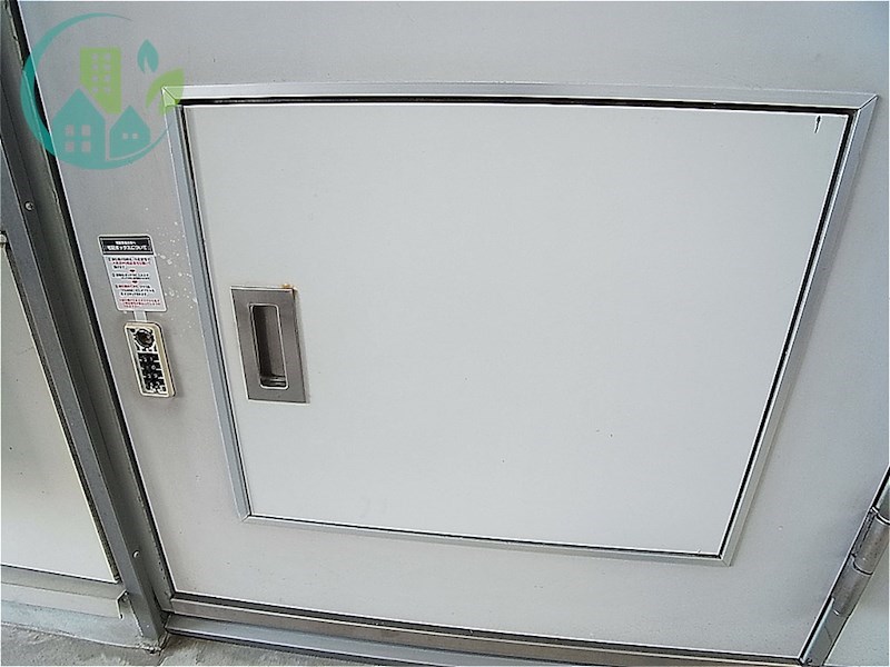 エントランス　（家具・家電付、仲介手数料不要）