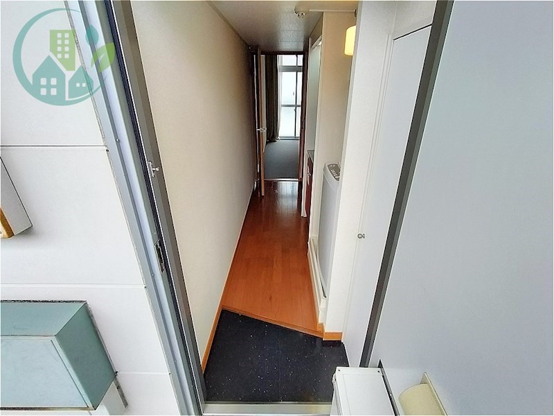 玄関　（家具・家電付、仲介手数料不要）