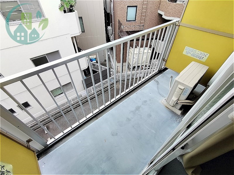 バルコニー　（家具・家電付、仲介手数料不要）（家具・家電付、仲介手数料不