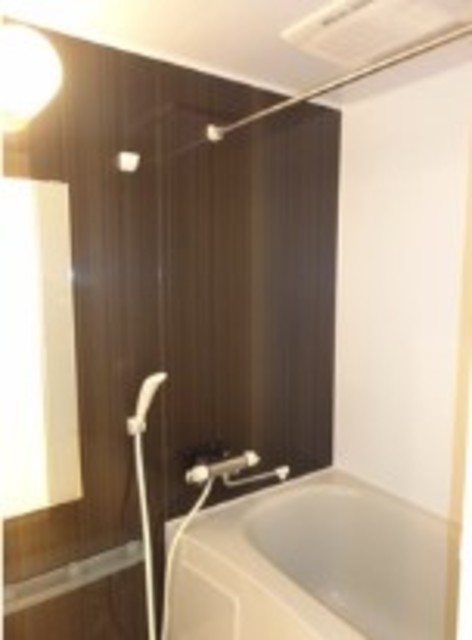 バス・シャワールーム　バスルーム