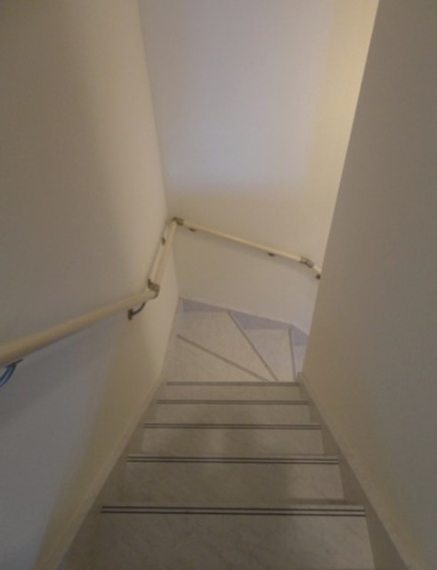 居室・リビング　階段