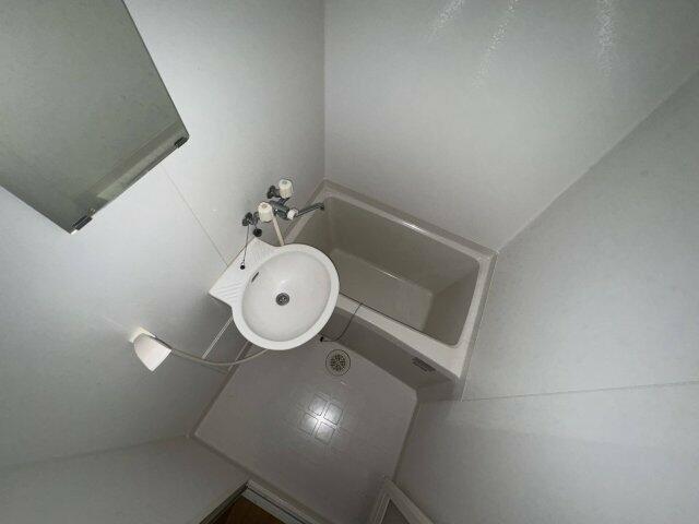 バス・シャワールーム　※別部屋イメージ写真