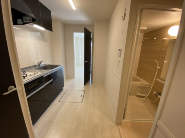 その他部屋・スペース　廊下はゆったりとした幅があります