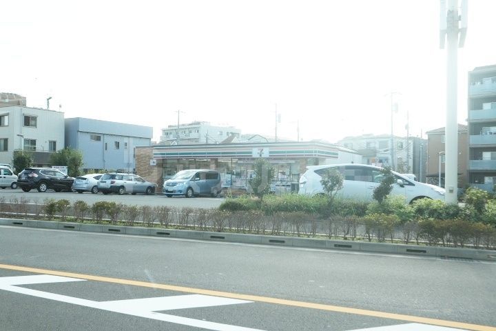 コンビニ　セブンイレブン江戸川篠崎町2丁目店（コンビニ）まで210m