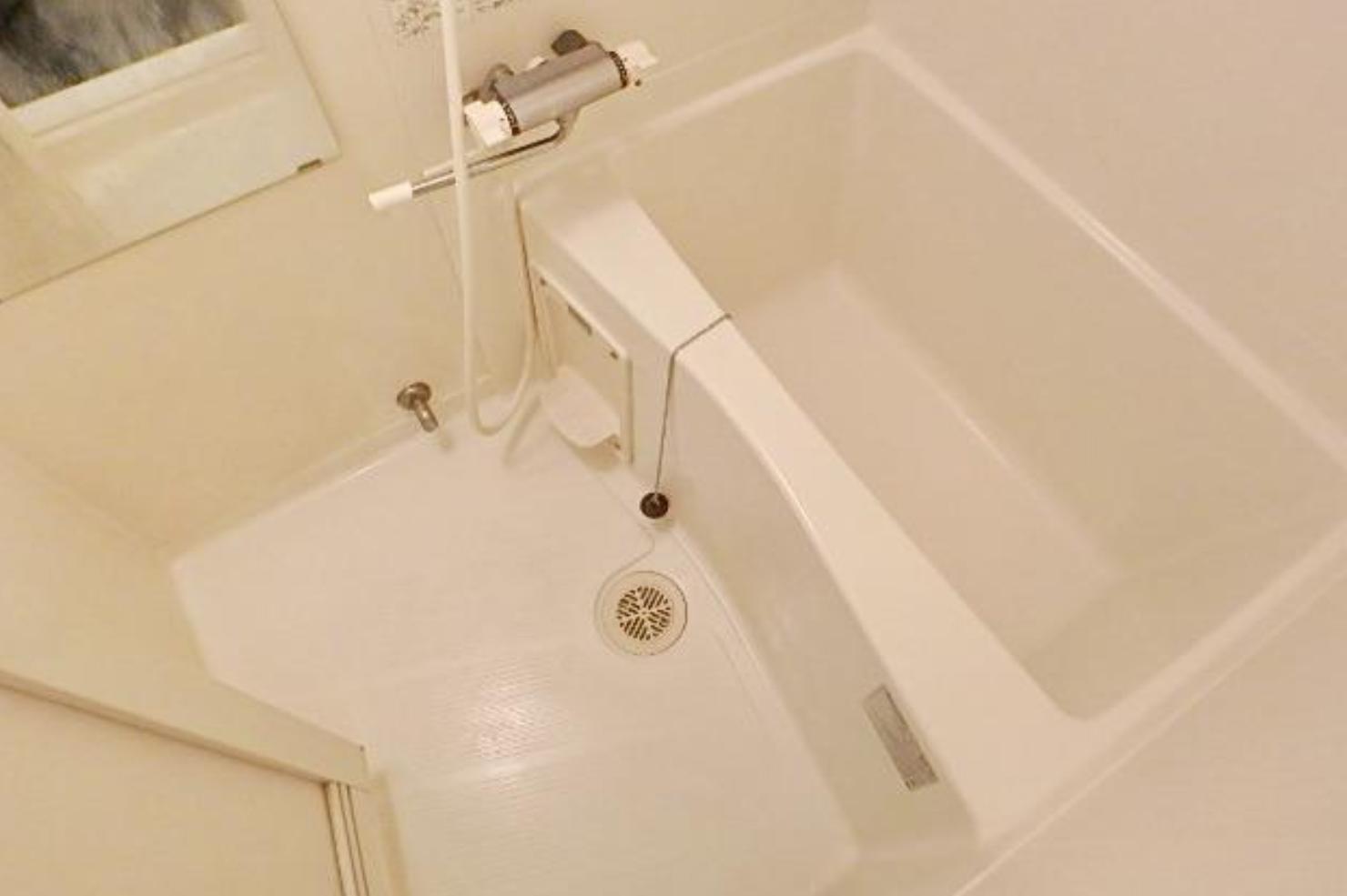 バス・シャワールーム　風呂