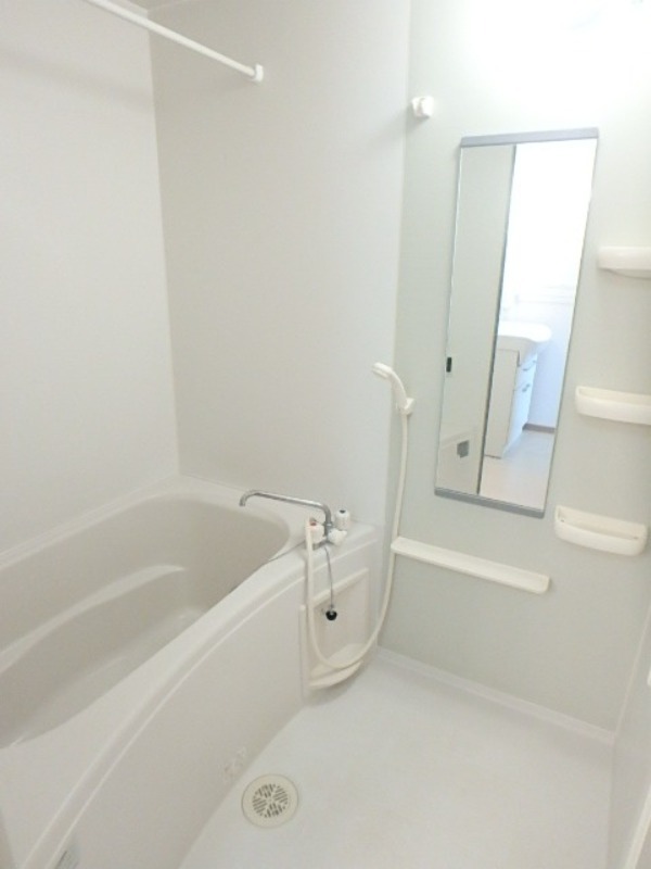 バス・シャワールーム　図面と現状に相違がある場合には現状を優先