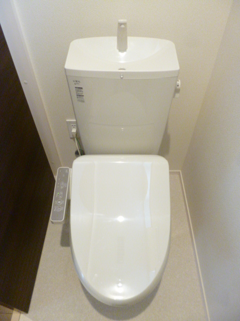トイレ　ウォシュレット付トイレ