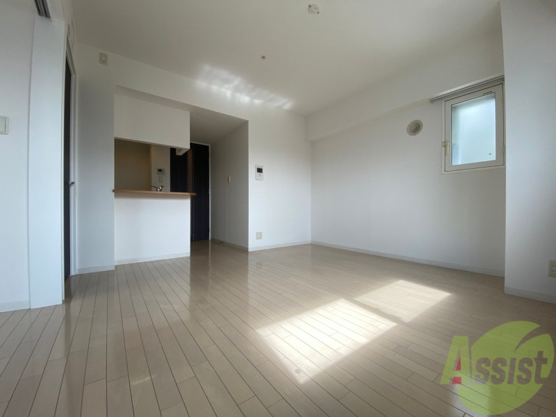 居室・リビング　広くてキレイなお部屋が広がっていて、充実した生活が送れそう。