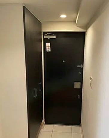 玄関　弊社は都内全域の物件をご紹介可能です！
