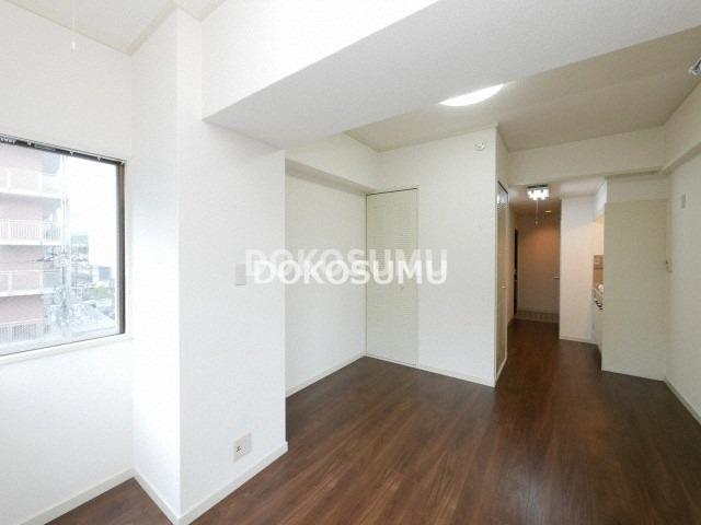 居室・リビング　無駄のない美しさと、暮らしやすさを追求したこだわりの住空間。