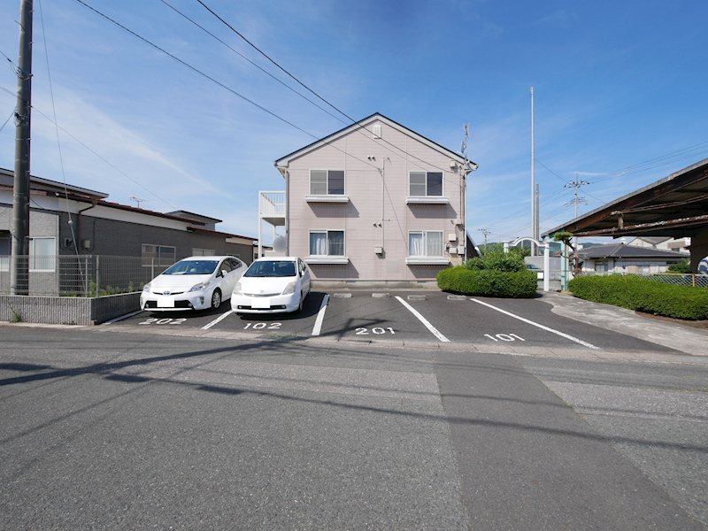 駐車場　敷地内駐車場