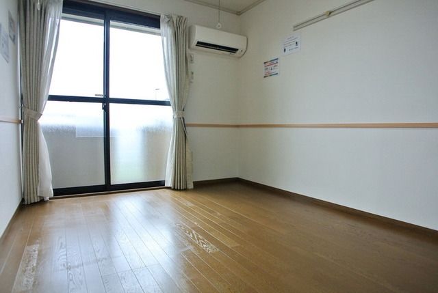 居室・リビング　☆明るいお部屋☆