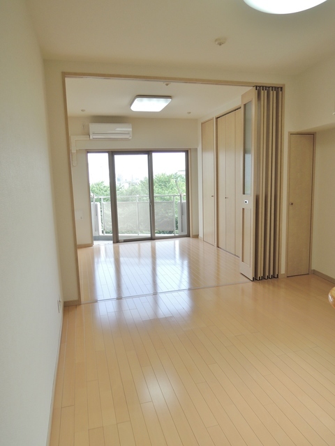 居室・リビング　きれいなお部屋