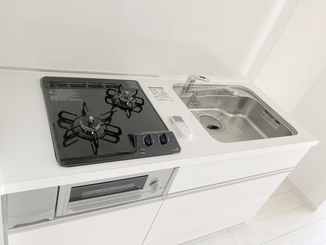 キッチン　※写真は同タイプの別室のものです。