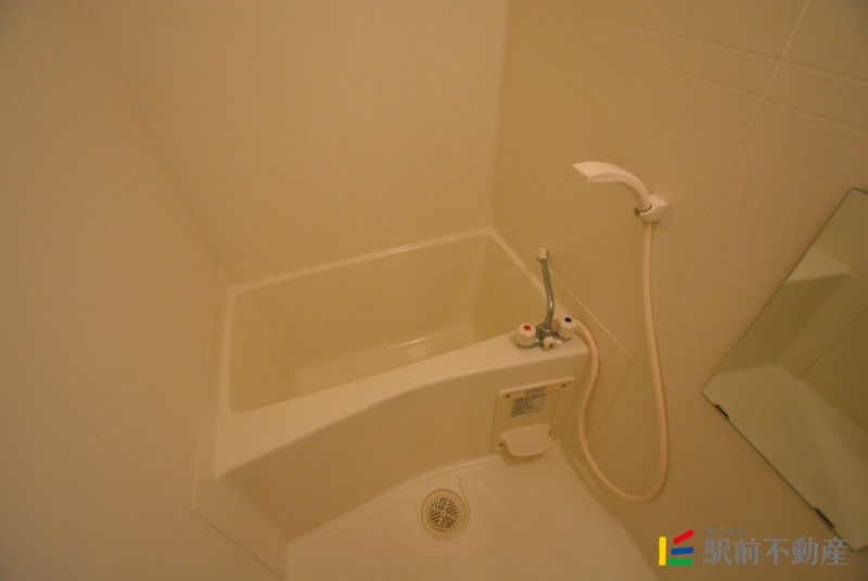 バス・シャワールーム　※同マンション別部屋