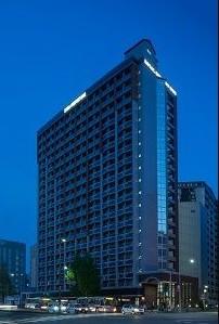 建物外観　外観はタイル張りで高級感があります。