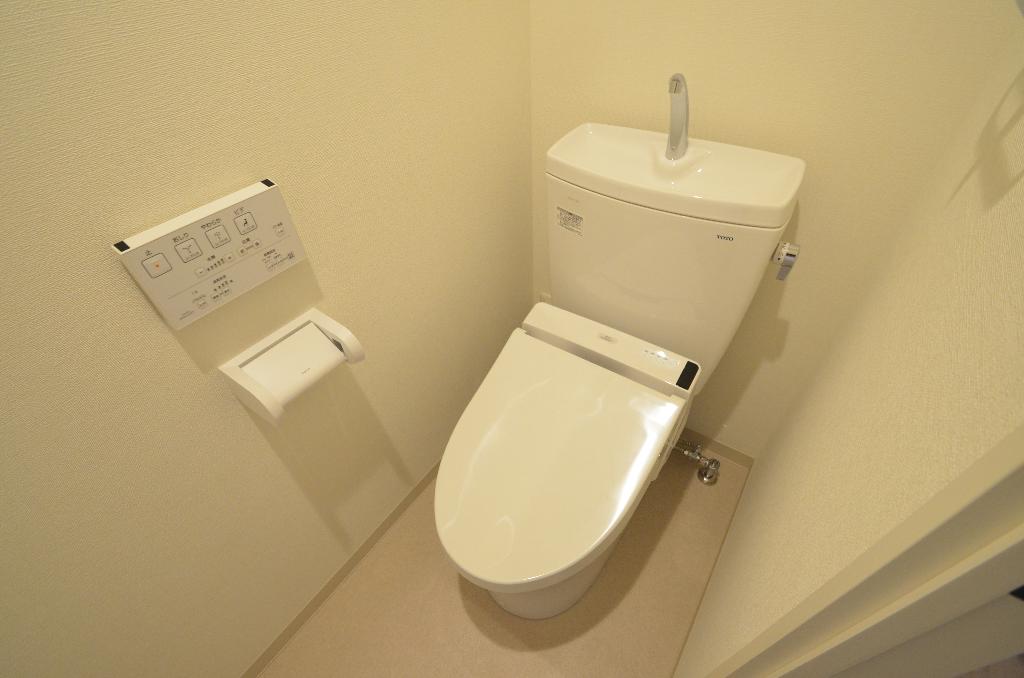 トイレ　シャワー付トイレ