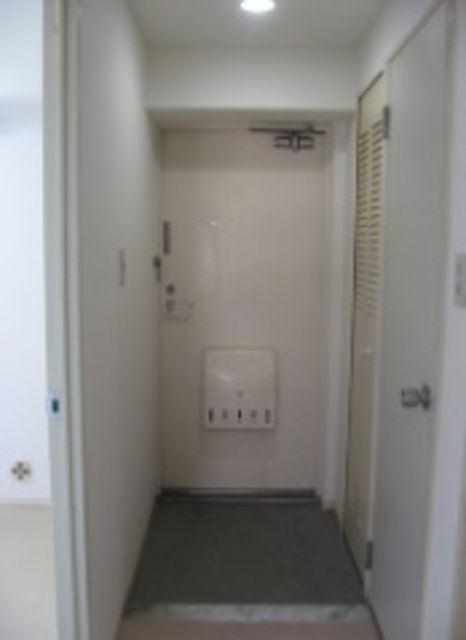 玄関　別部屋参照