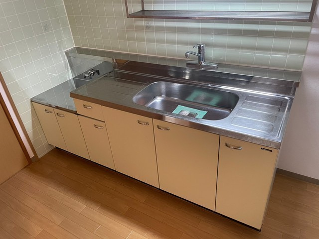 キッチン　※他部屋の写真です。現況優先。