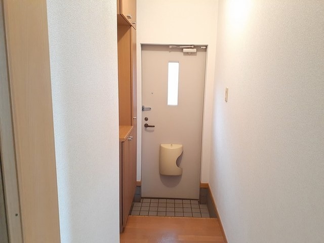 玄関　図面と現状に相違がある場合には現状を優先