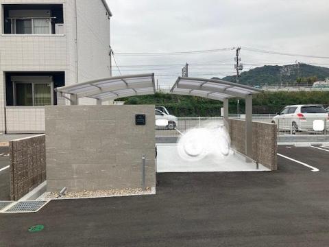 建物外観　外観写真（昼）