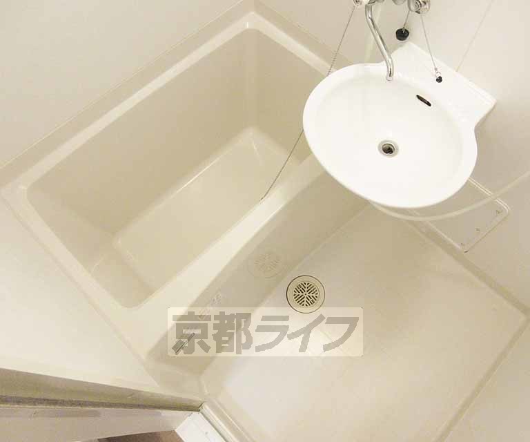 バス・シャワールーム　清潔感あるお風呂場！